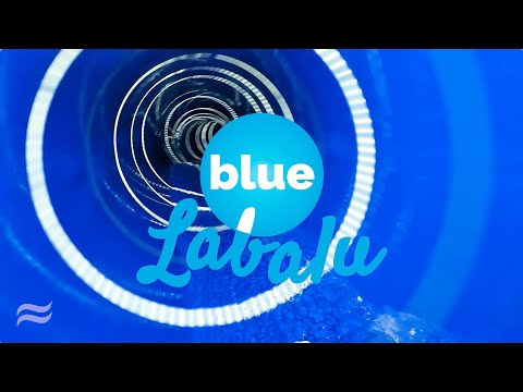 Blue Labalu: die blaue Rutsche im Phönix-Bad Ottobrunn
